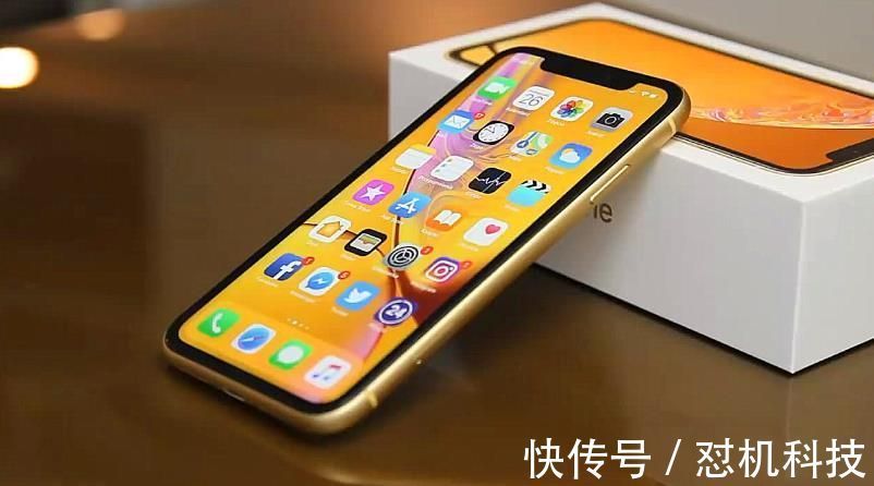 lcd|iPhone13一机难求，不给黄牛机会，我最后选择了两年前的iPhone11