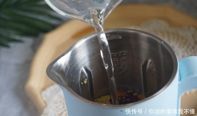 常给孩子喝这粥,营养足身体棒,脾胃好吃饭香,香甜细腻简单好做