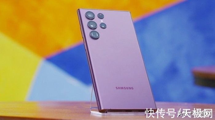 s22|“白天不懂夜的黑”三星Galaxy S22 Ultra：我却更懂夜的美