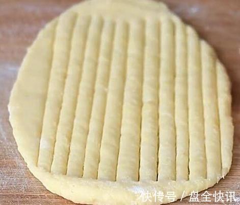 bye|秋天别再蒸馒头了,学会这一招,松软香甜,比馒头花卷好吃100倍