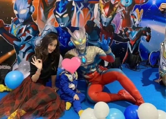 黄晓明baby合体画风一下帅成了小鲜肉的气质 快资讯