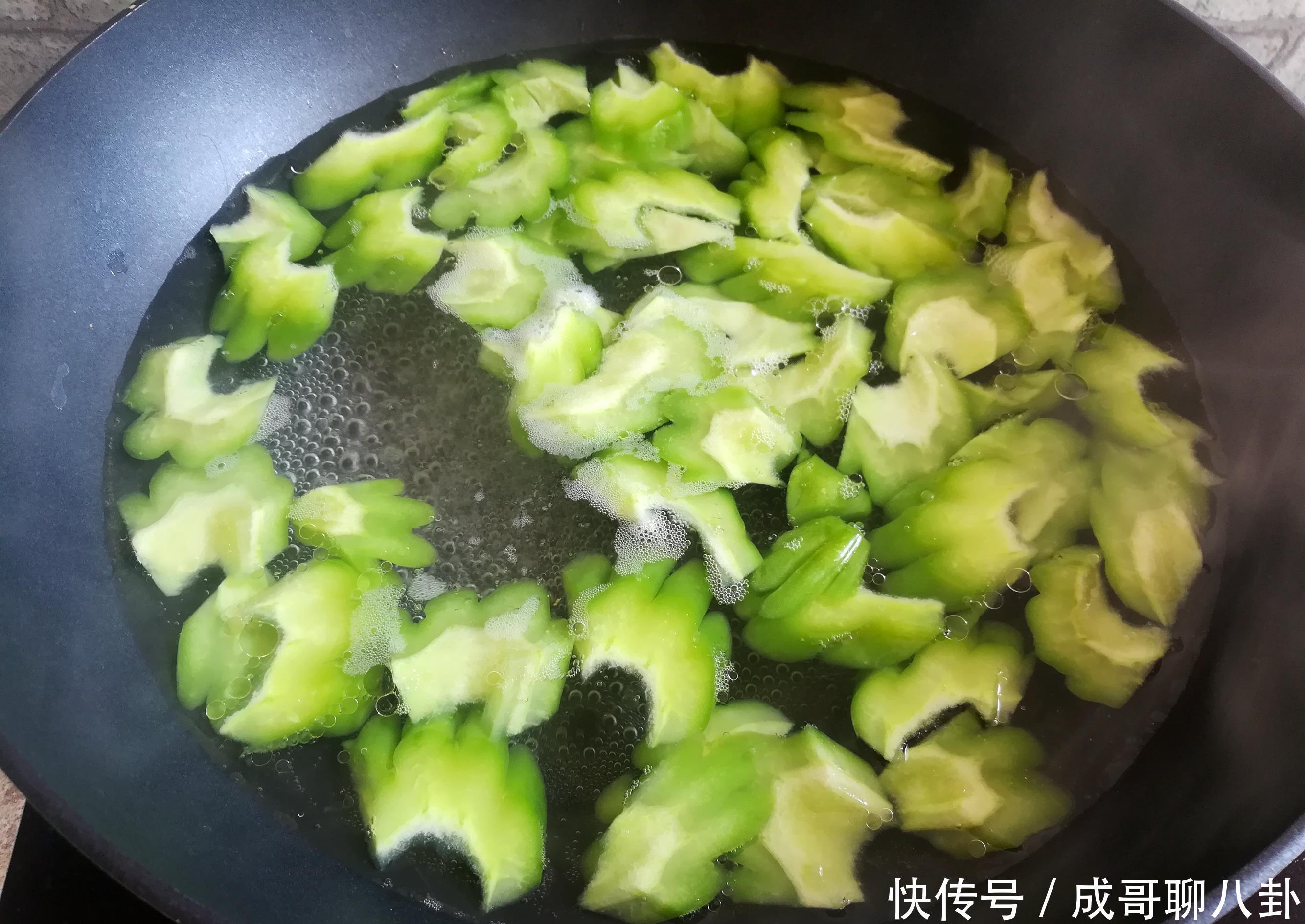 赘肉|夏天就馋这个菜,营养又鲜美,我家一周吃3次,腰上赘肉减少了