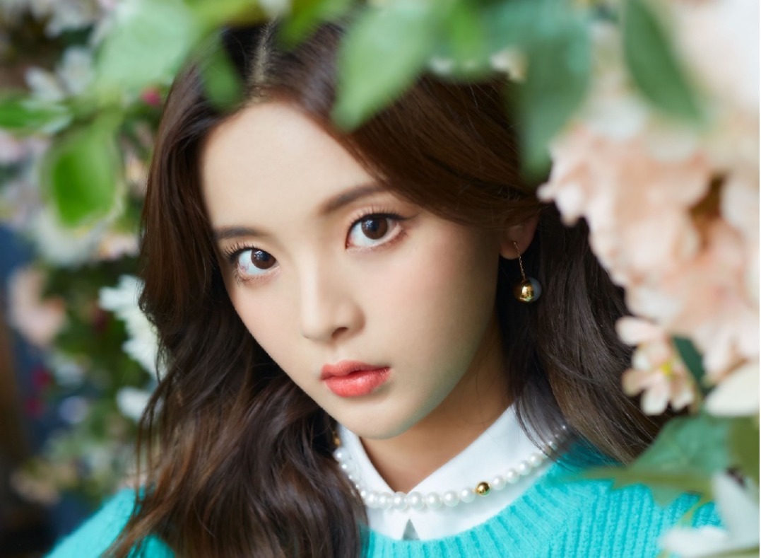 和平精英|杨超越在4年前就被预言成为吃鸡代言人其实真相太励志!