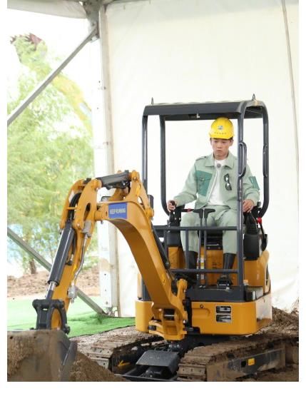 挖掘机|新一季《奔跑吧》全员挖掘机画风?baby宋雨琦都在,蔡徐坤缺席