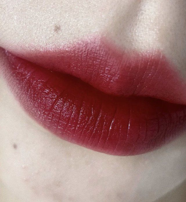 2021年的口红有太多王炸色号了，但是依旧是这几款口红最经典