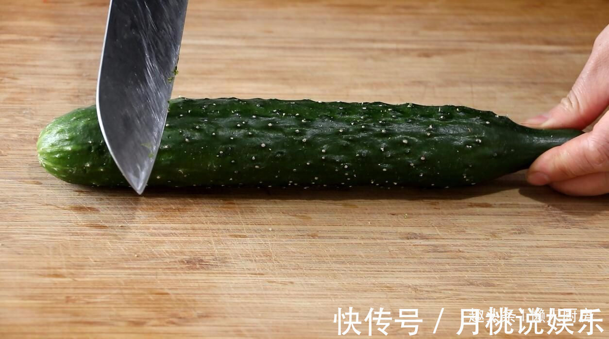 教你黄瓜最好吃的做法，脆嫩爽口，开胃解油腻，比大鱼大肉都好吃