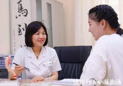 维生素c|女生“大姨妈”期间,4种食品敞开吃,污血排的快,体重“哗哗”往下降