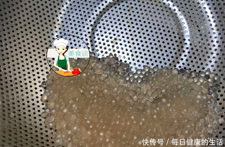  牛奶西米红|秋天，这碗“补血粥”女人要多吃，沙软香甜，特养人，女人别错过