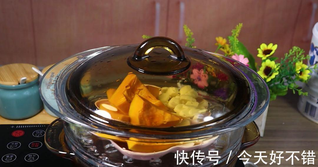 宝宝光吃不长个?换个做法营养翻倍,补钙又补锌,出锅一碗不够吃