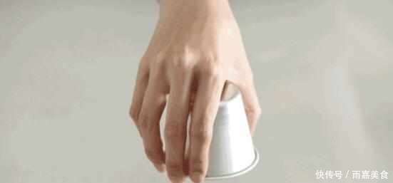 牛奶|少女的焦糖布丁你会做吗?详解完美无蜂窝焦糖布丁!