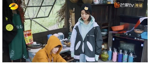 何炅|《向往5》一期十位客人，维嘉到来不仅为干活，还有一个暖心目的