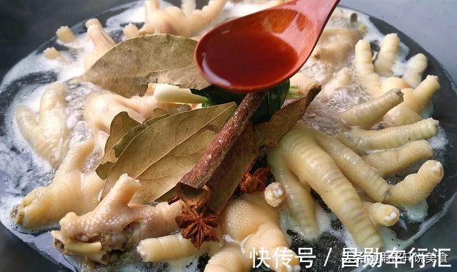 雨铭轩|原来鸡爪这样做这么好吃，比虎皮鸡爪还好吃，香气四溢天天吃不够
