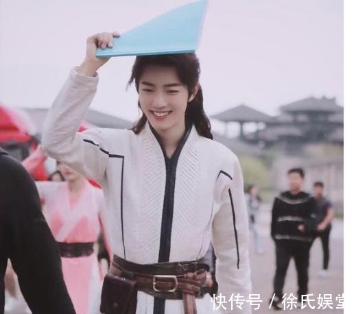 小飞侠|肖战凭实力再度出圈，拿下“鹅厂”全球代言人，作品三轮上星央视
