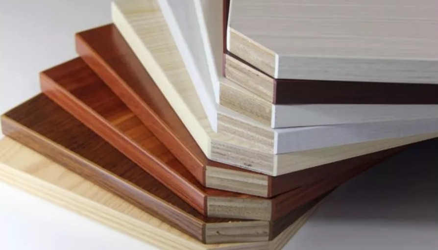 颗粒板|衣柜用什么板材好对比5种板材,选它10年不变形,更好用