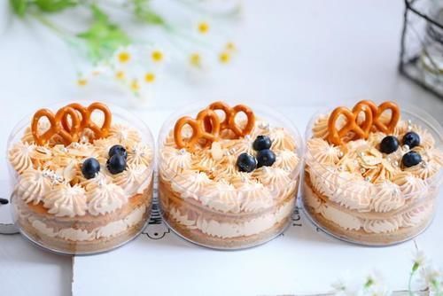 儿子点名要吃的蛋糕,私房爆款,排队晚了都买不到,简单好吃