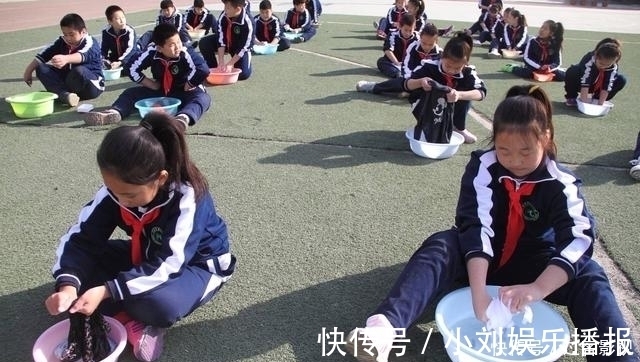 父母|孩子刚住校一周,就受到同学“排挤”,得知原因父母后悔