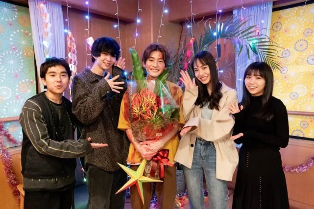 大叔|假面骑士：尾上大叔玩上大剑SHF，或人新剧杀青