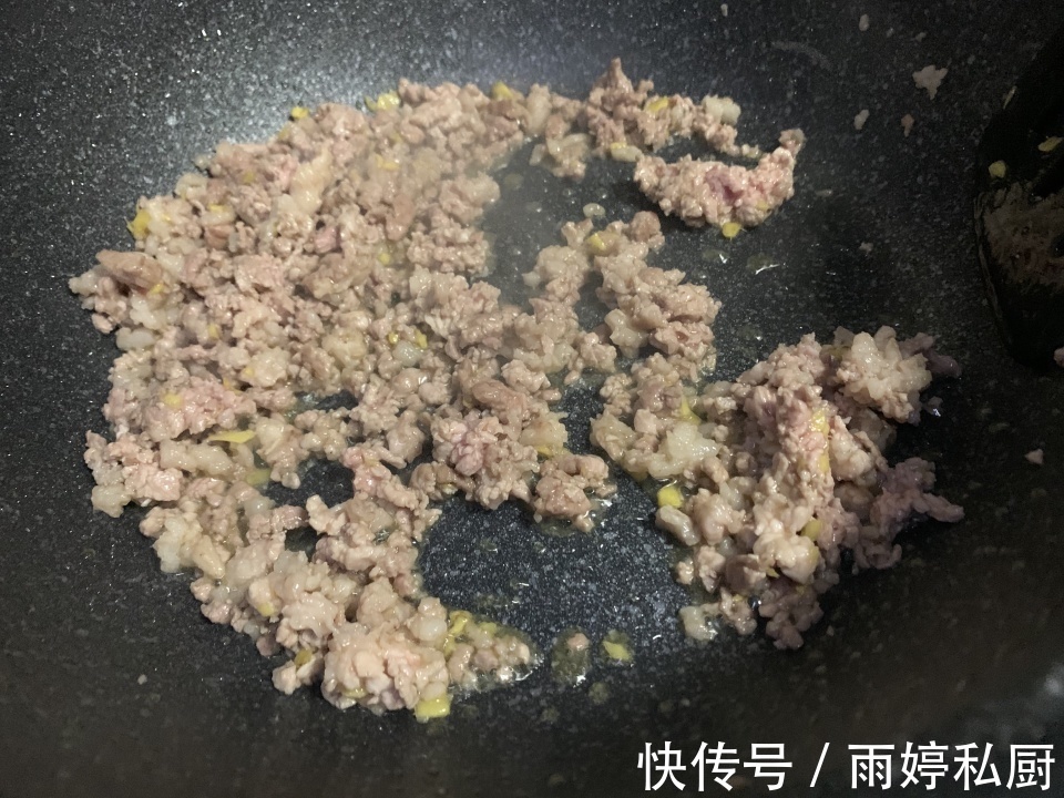 味道|晒晒早餐,10分钟就端上桌,做法简单,味道却特别赞,老少都爱吃