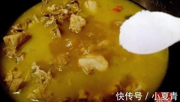 发酵|天一热, 全家就都馋这道菜, 做好后连饭都省了, 一大锅吃的特干净