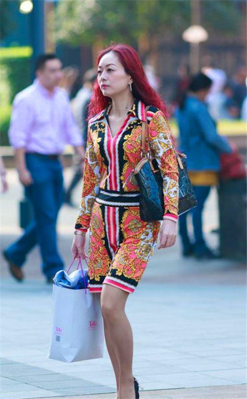 小姐姐|路人街拍,性感可爱的小姐姐,满满的时尚感