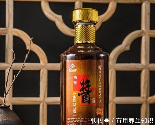 超市有4种廉价白酒,虽不起眼,却都是纯粮好酒,行家才识货!