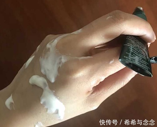 平价|百元平价VS千元大牌眼霜大PK!深扒鲜为人知的小众好用眼霜品牌!