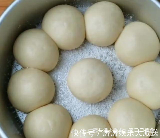 雪花梨|一个雪梨两个鸡蛋,教你意想不到的吃法,香甜美味,吃过念念不忘