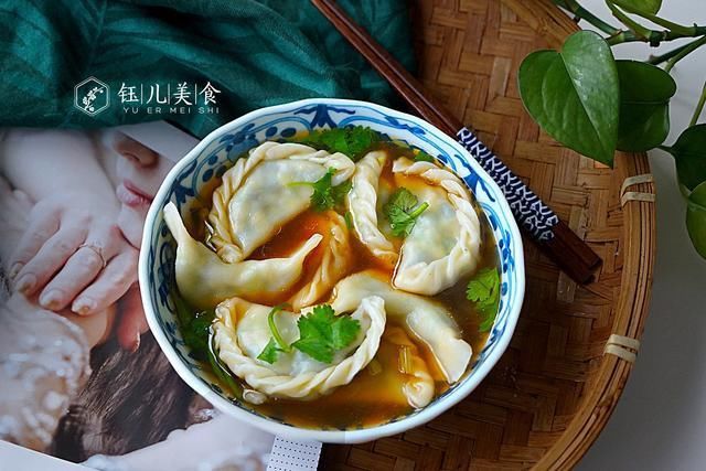 金针菇|明日小暑,吃饺子就吃这馅,比肉馅香,一口恨不得吃2个,真过瘾