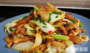 下饭的素菜菜谱，干锅娃娃菜，简单美味营养，吃了还想吃，超下饭