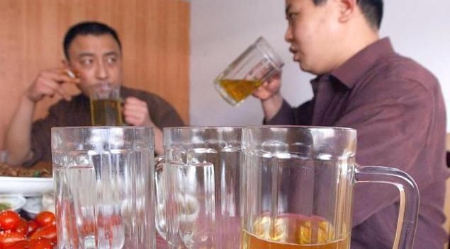 男性衰老|男性衰老标志：“下半身”会有一系列变化，若都不占，祝贺还强壮