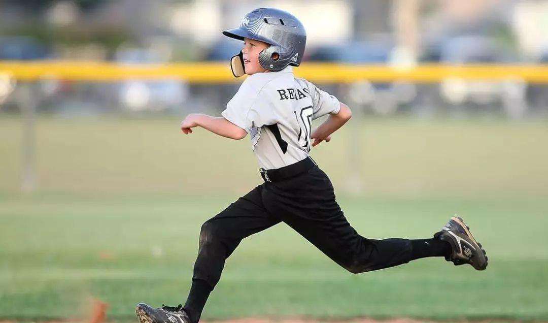 孩子|母亲会影响男孩长大后的性格,以下3种妈妈容易养出软弱的儿子