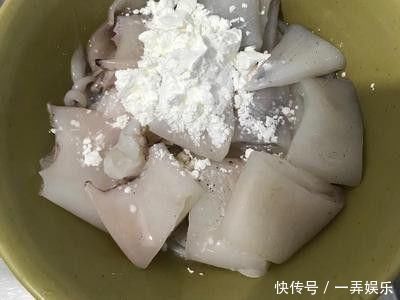 吃“40口肥肉”也能减肥，最爱蒜蓉粉丝鱿鱼啦美味极了