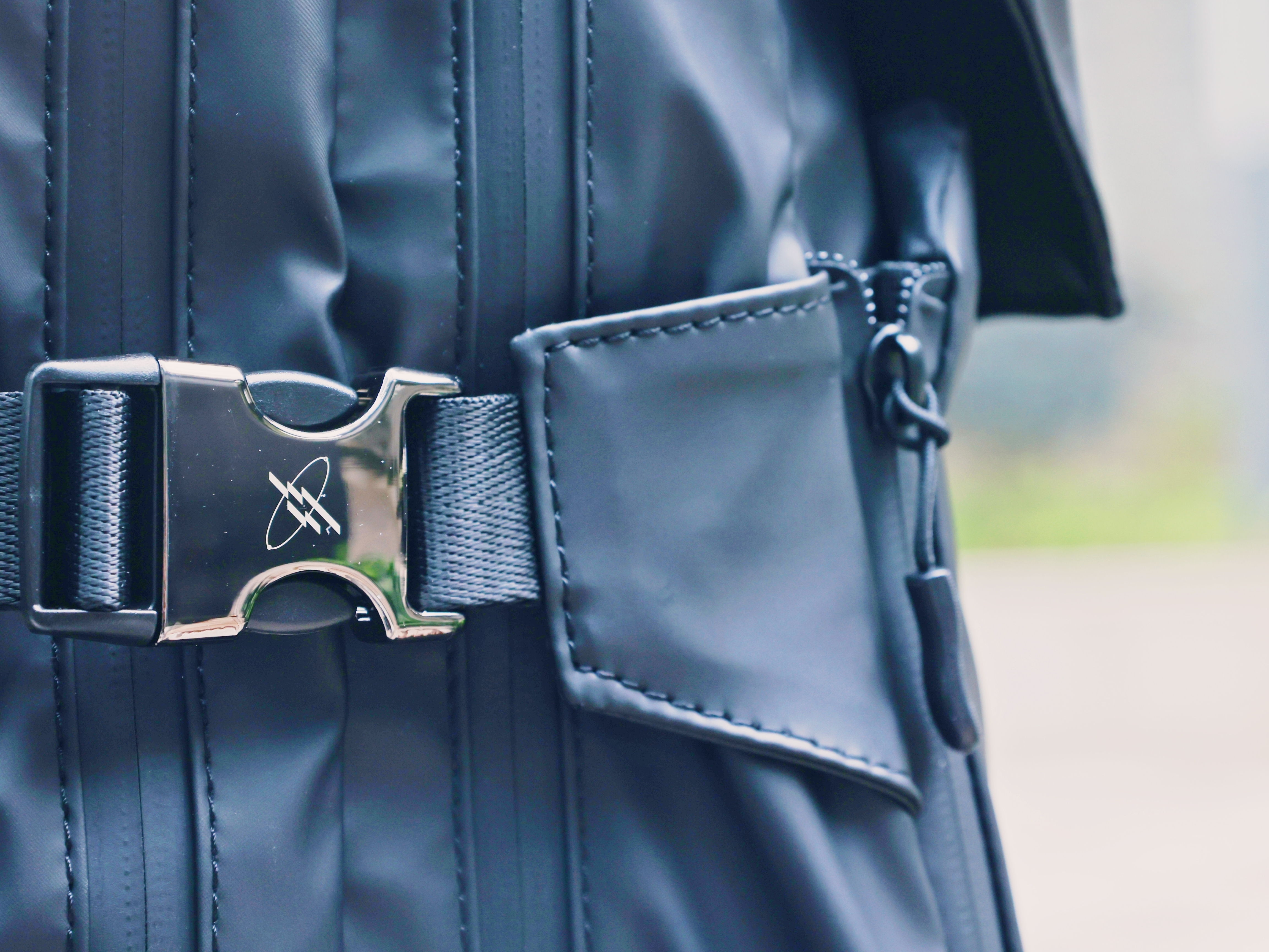 行星$告别2021,光影行星宙斯双肩包体验,2022我将背上它展开全新冒险