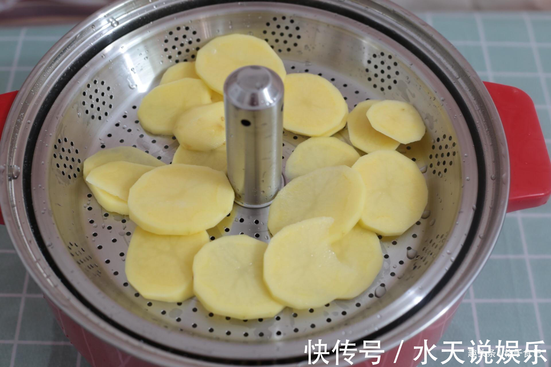 土豆|自从学会土豆此做法，女儿三天两头就想吃，刚出锅就抢着吃，特香