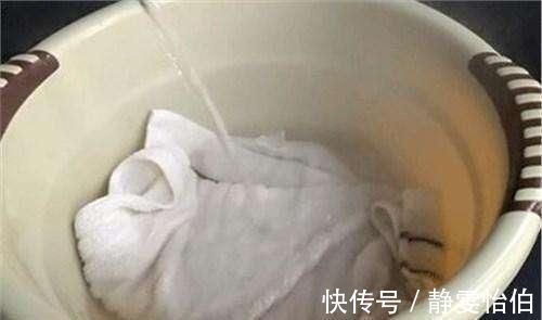 毛巾用久了又臭又滑,这样清洗完跟新的一模一样,不得不感叹聪明