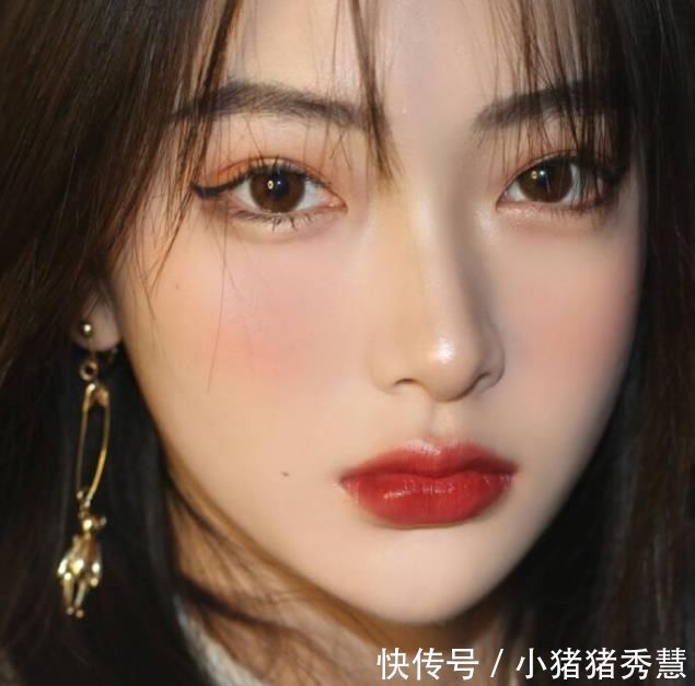 口红|男生最“忍不了”女生这3大“特征”,网友:还不如“素颜”好看