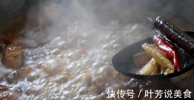 婆婆教我红烧肉最简单的做法，不加酱油，不炒糖色，好看又好吃！