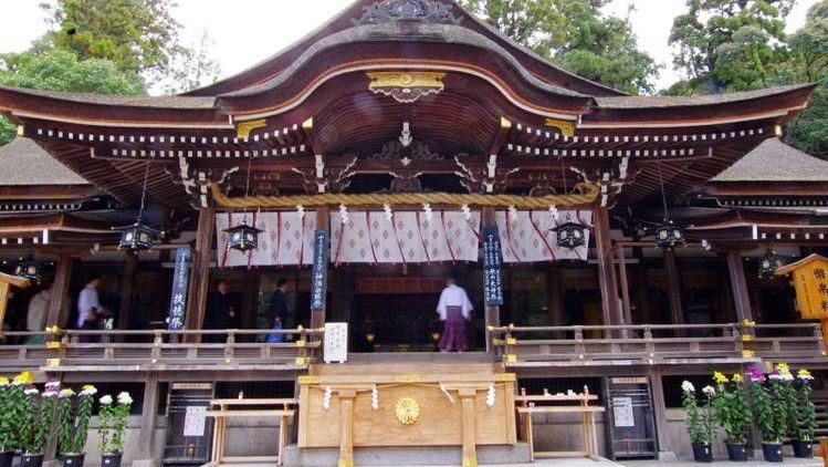 外国游客|奈良这个小众景点，内有神秘“蛇神”神社，外国游客难一窥其面貌