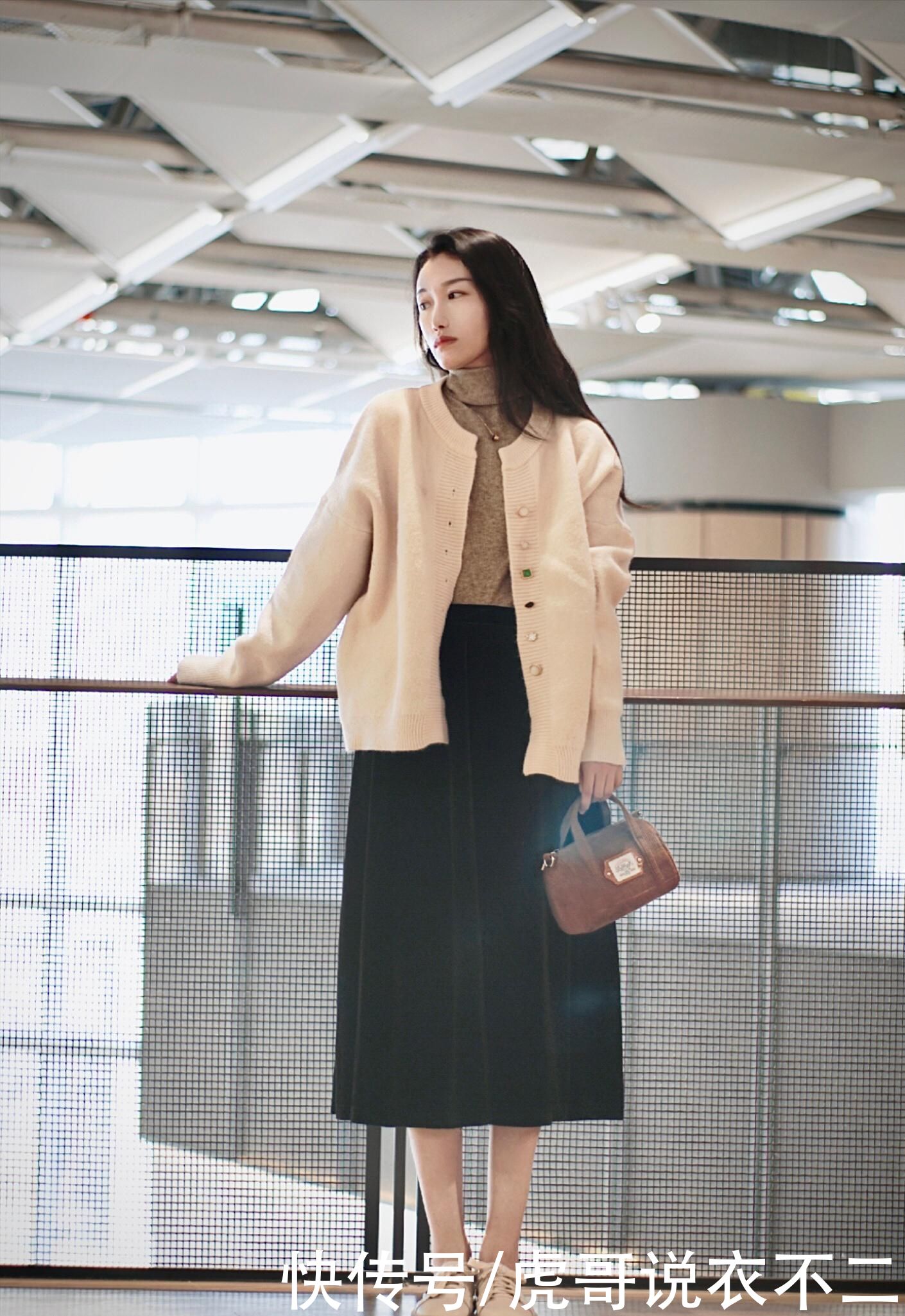 30岁女人想要避免老气，试试这3种时尚元素，打造优雅气质