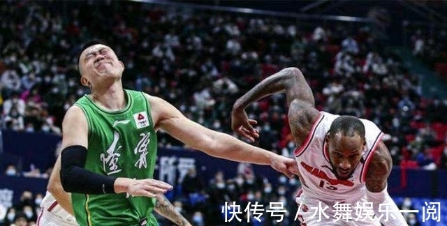 球迷|CBA秋后算账,惨遭怒怼!球迷再批广东,专业人士:糊涂账要不得
