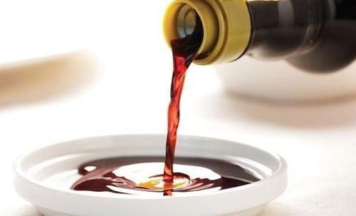 营养师|长期吃味精或醋，哪一种对健康危害更大？营养师终于给出了答案