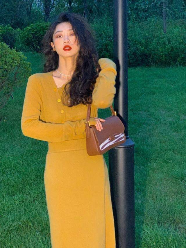 f秋冬,色彩搭配法则,掌握这3种颜色搭配技巧,让你美出新高度