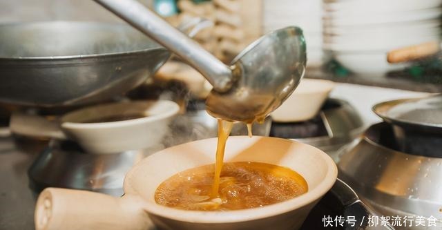 为什么饭店的鸡汤，又好喝又清澈除了时间和火候，原料才是重点