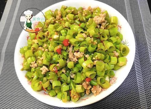 脆嫩|最通便的不是芹菜,而是它2块钱一斤,一周吃3次,润肠排黑宿便