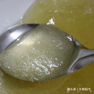 传统红糖冰粉灵魂气泡,是最适合夏天的味道