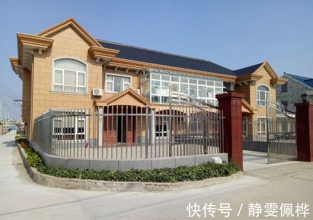 双拼别墅|农村兄弟建房，是30万建双拼还是分开单独建看看这2套案例咋说