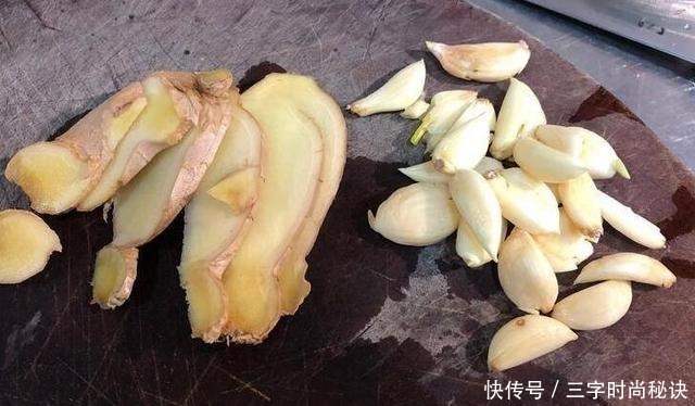 脆爽开胃|秋天,遇到此菜别放过,5毛钱一斤,腌起来开胃又爽口,别不懂吃