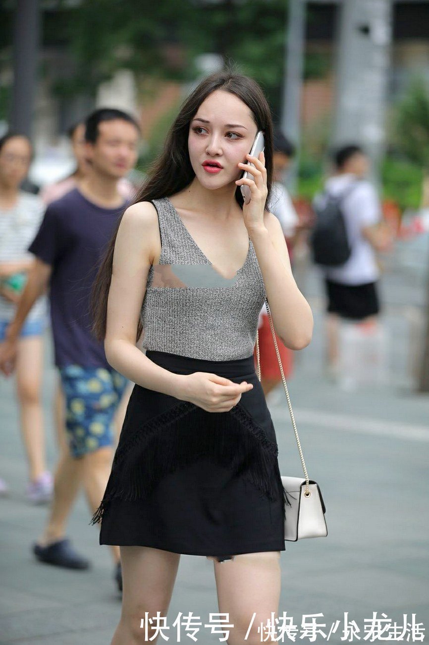 穿搭 外表看起来很火热，真的不像40多岁的人