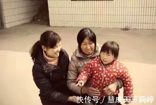 东莞纪实其貌不扬的电工，同时交往7个女孩，电子厂黄金时代