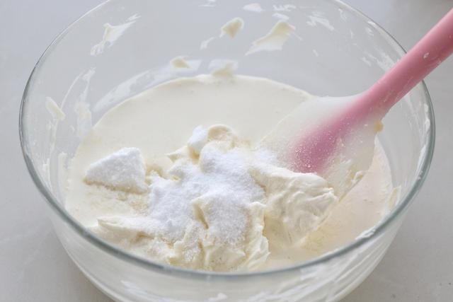 无需打发黄油，烘焙小白也会做的美味甜点，外酥里嫩咬一口还爆浆